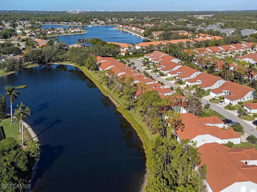 252 Melrose Place Naples FL 34104