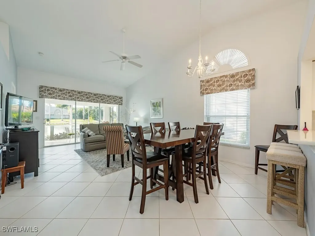 252 Melrose Place Naples FL 34104