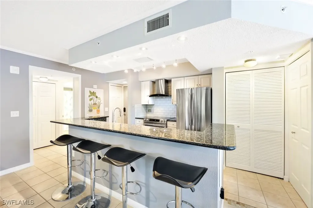 8960 Colonnades Court E Bonita Springs FL 34135