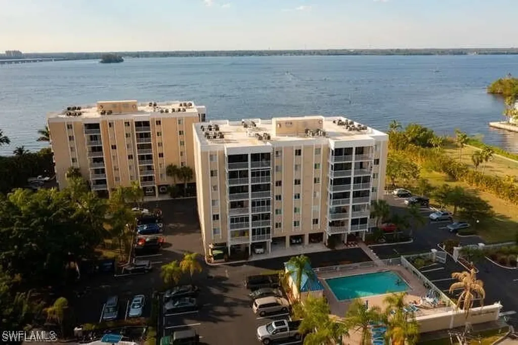2875 Palm Beach Boulevard Fort Myers FL 33916