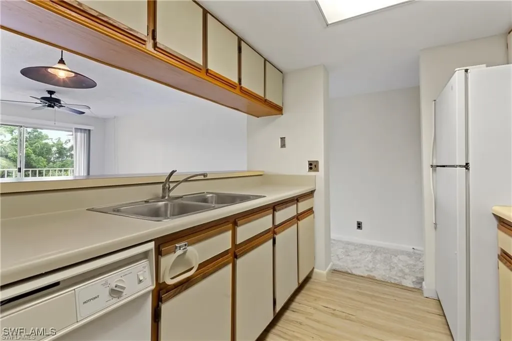 2875 Palm Beach Boulevard Fort Myers FL 33916