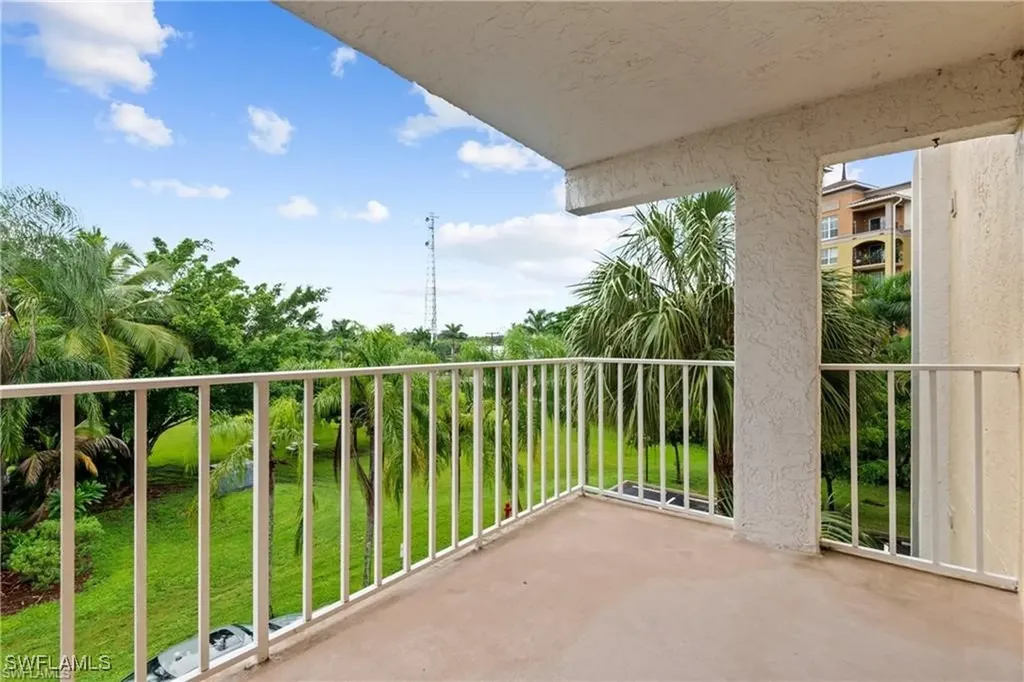 2875 Palm Beach Boulevard Fort Myers FL 33916
