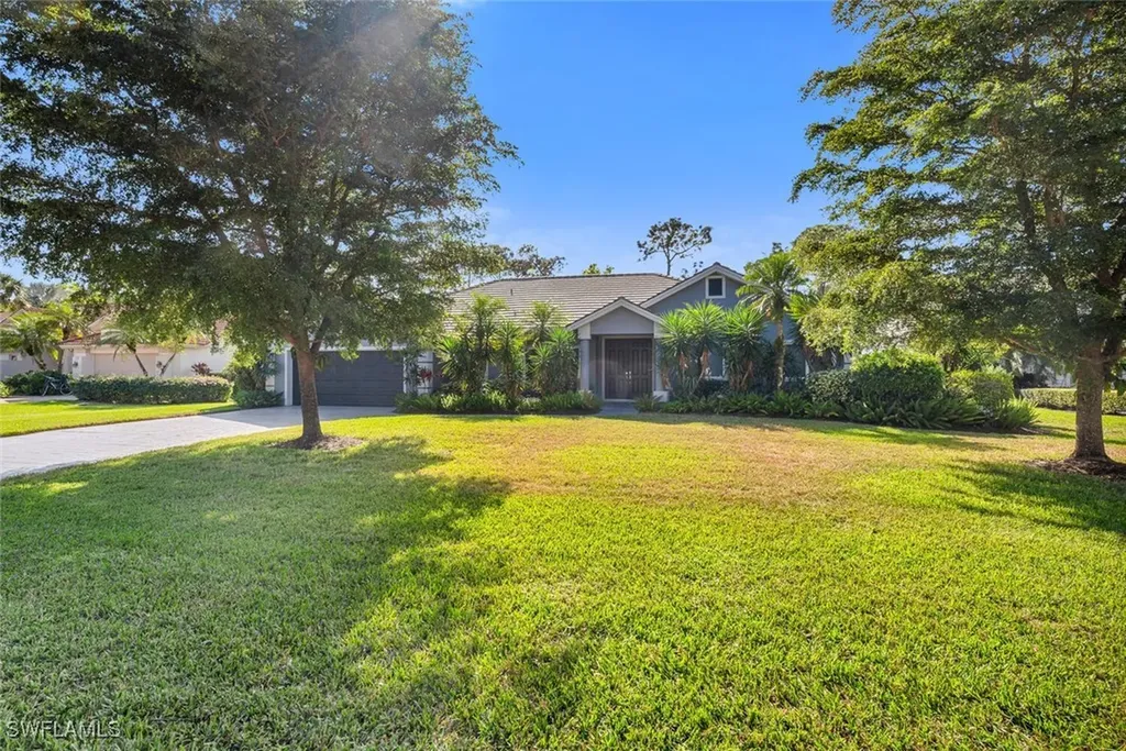 Naples FL, 173 Edgemere Way S