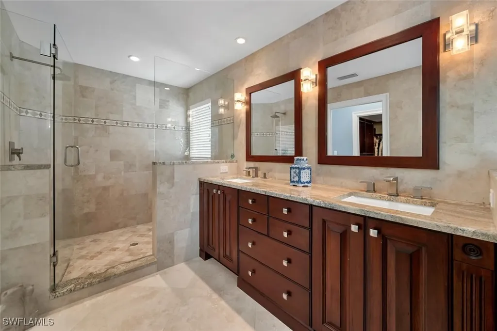 173 Edgemere Way S Naples FL 34105