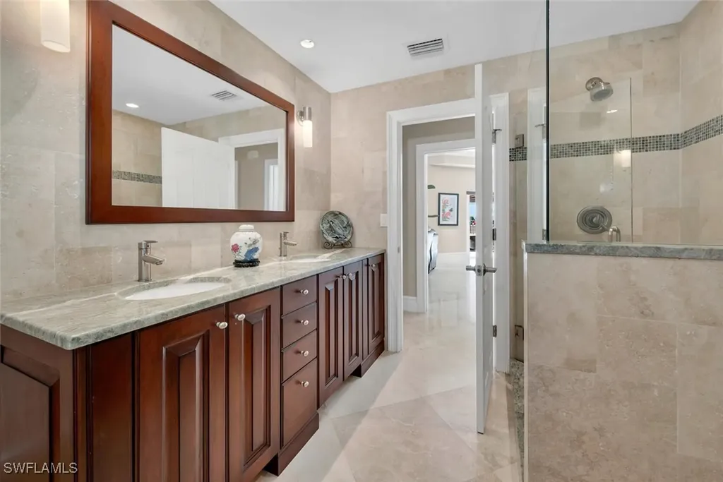 173 Edgemere Way S Naples FL 34105