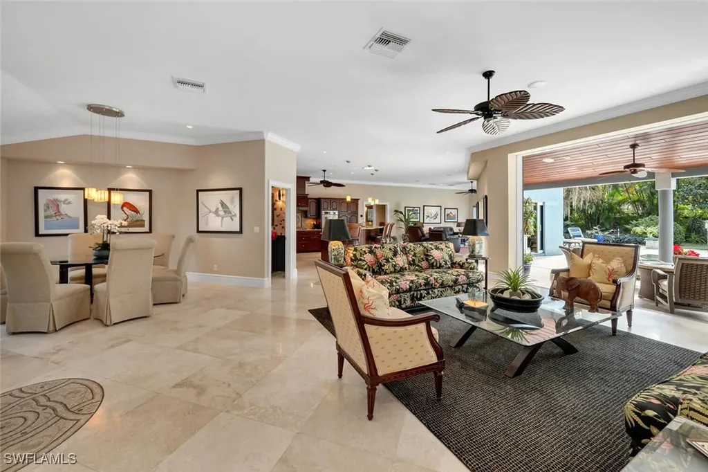 173 Edgemere Way S Naples FL 34105