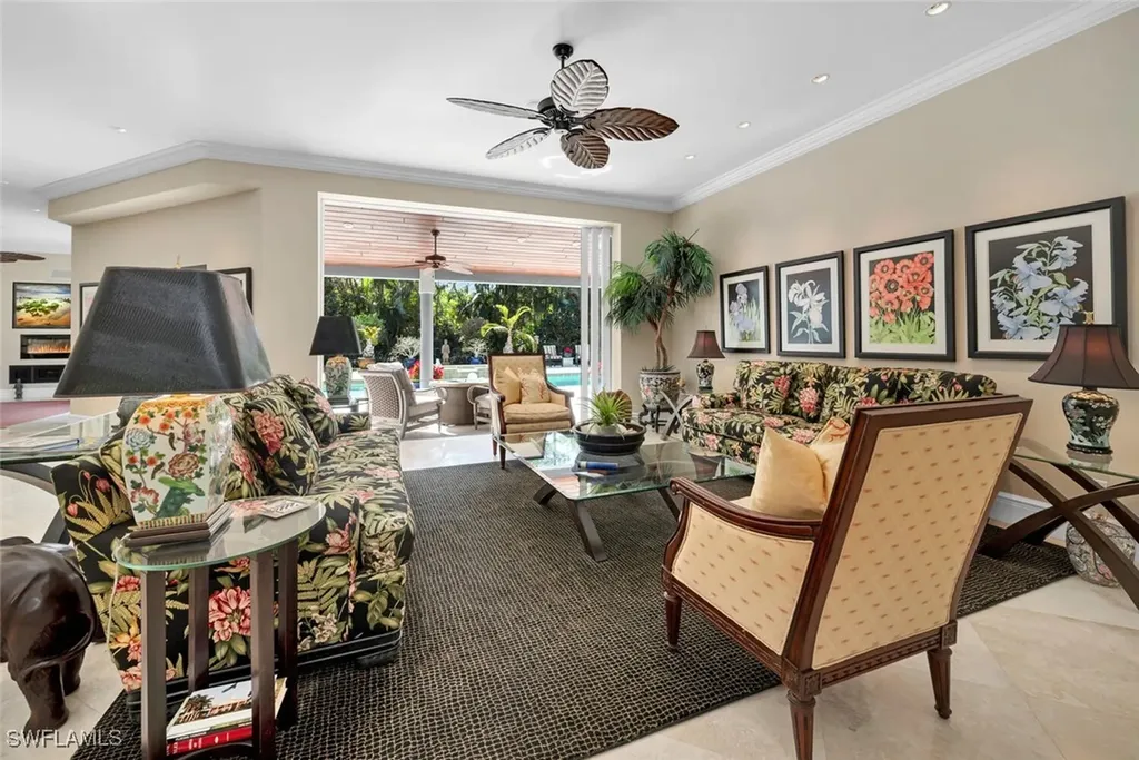 173 Edgemere Way S Naples FL 34105