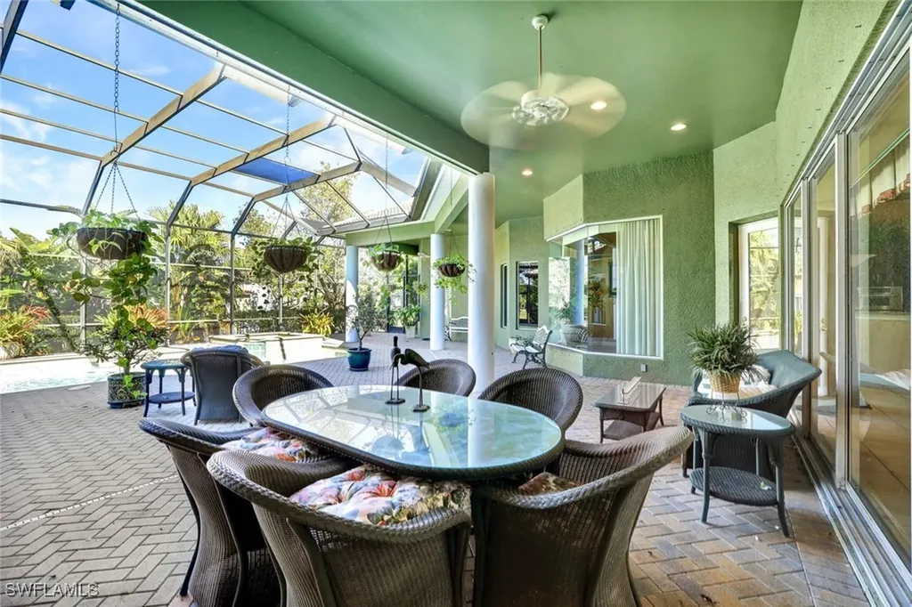 9742 Wilshire Lakes Boulevard Naples FL 34109