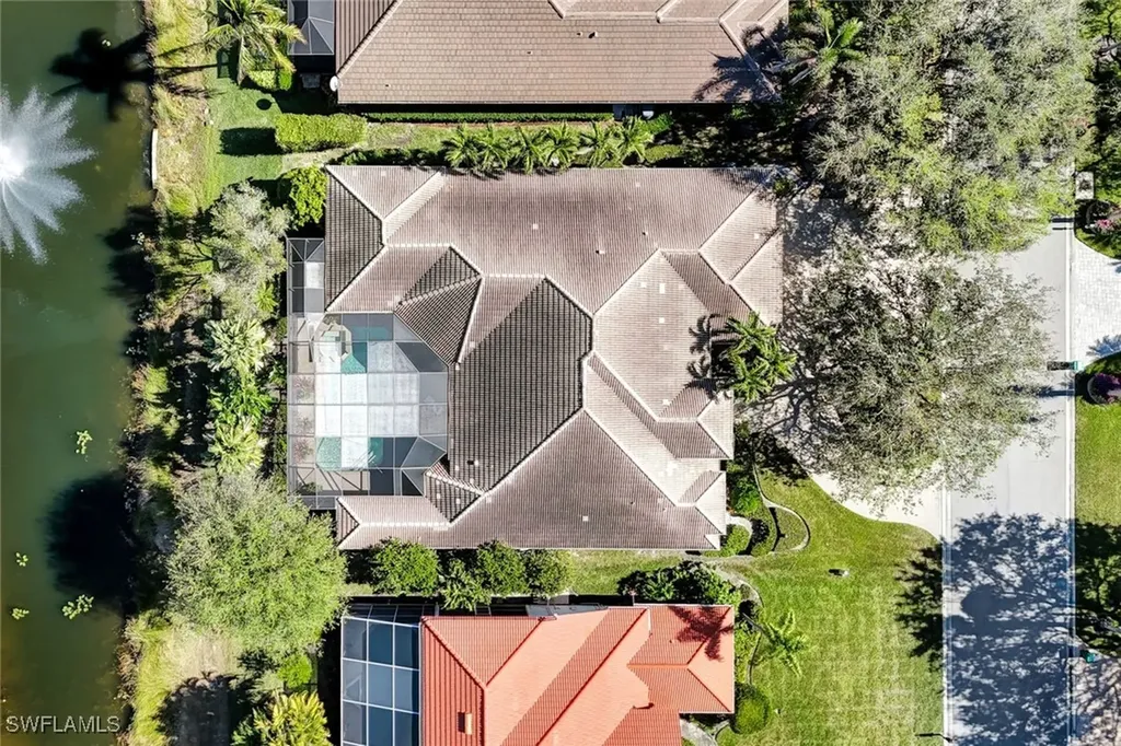 9742 Wilshire Lakes Boulevard Naples FL 34109