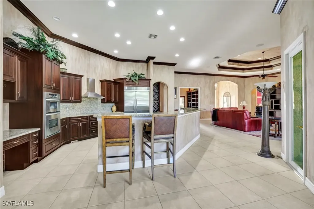 9742 Wilshire Lakes Boulevard Naples FL 34109