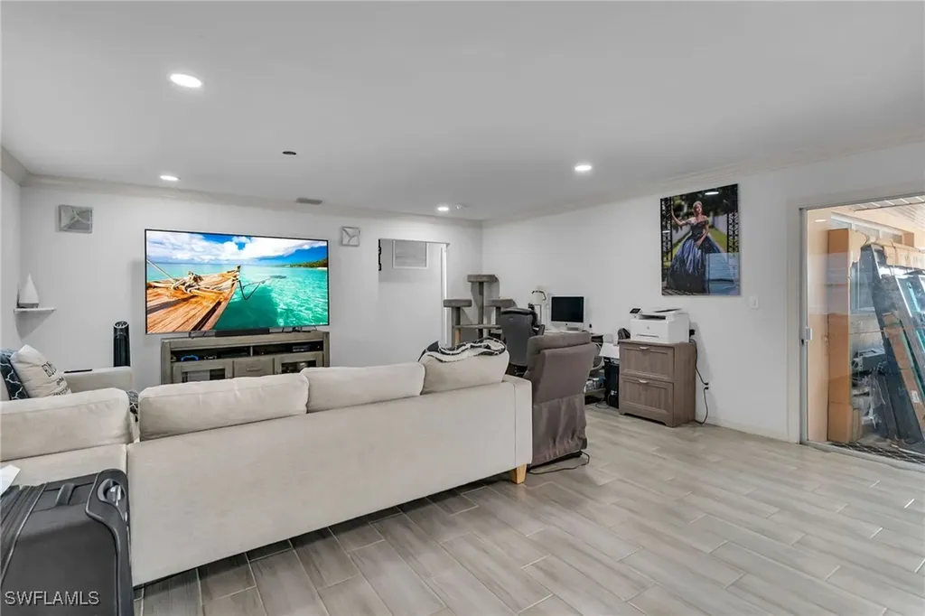 4926 Triton Court W Cape Coral FL 33904