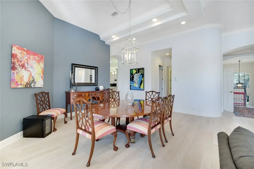 3211 Lancaster Drive Naples FL 34105