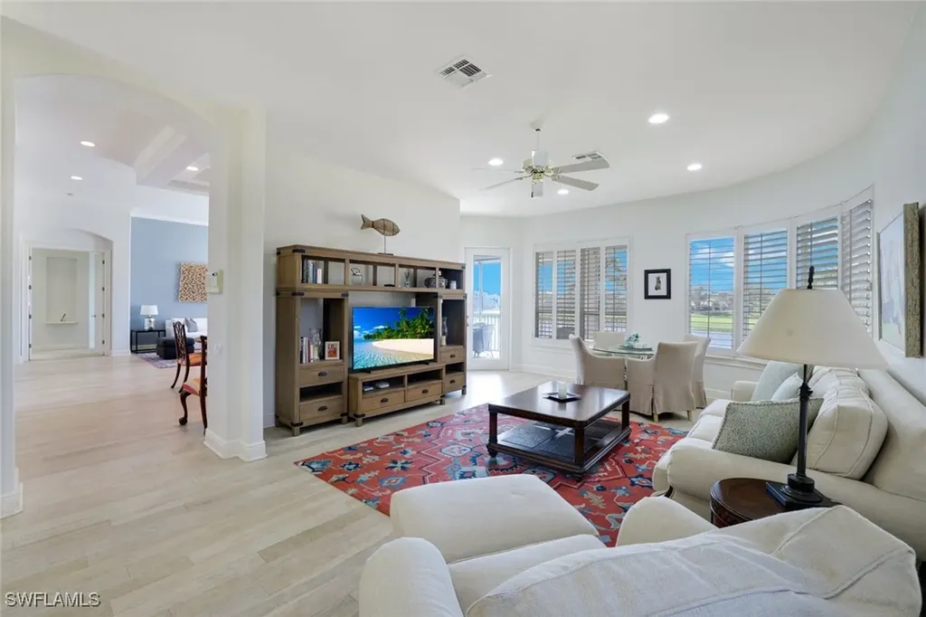 3211 Lancaster Drive Naples FL 34105