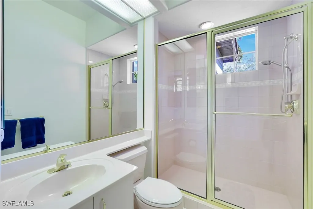 3211 Lancaster Drive Naples FL 34105