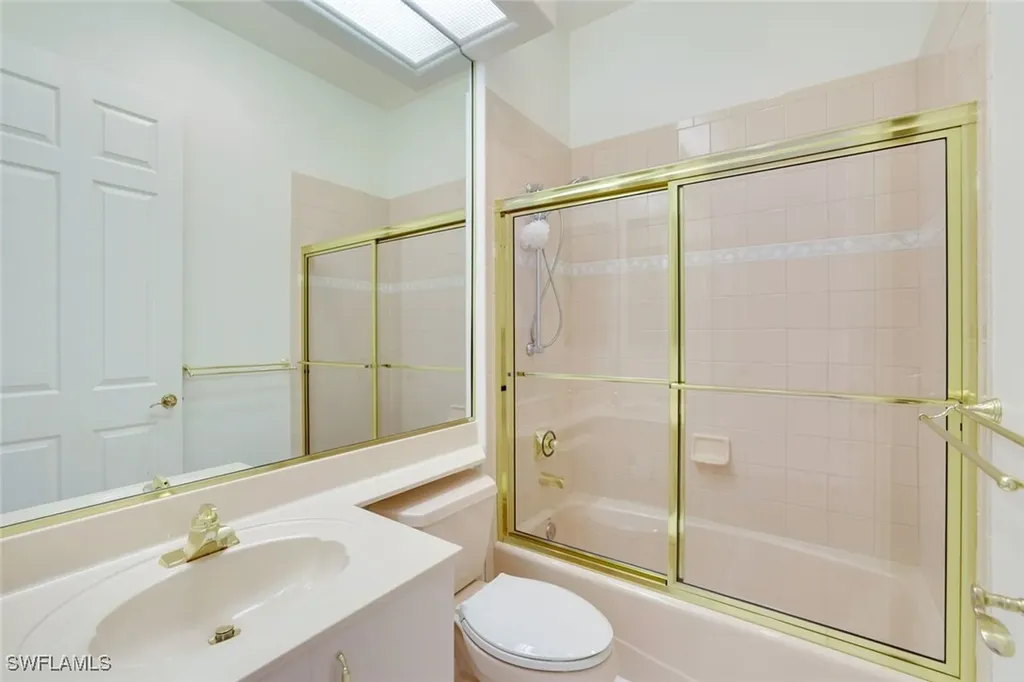 3211 Lancaster Drive Naples FL 34105