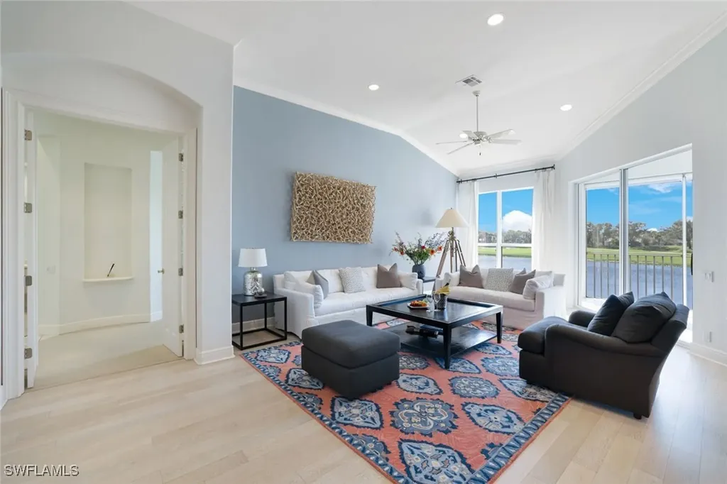3211 Lancaster Drive Naples FL 34105