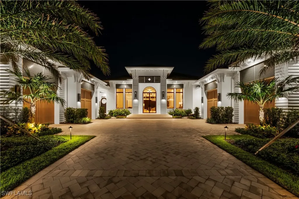 6958 Verde Way Naples FL 34108