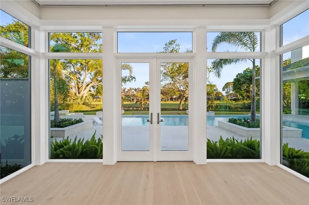 6958 Verde Way Naples FL 34108