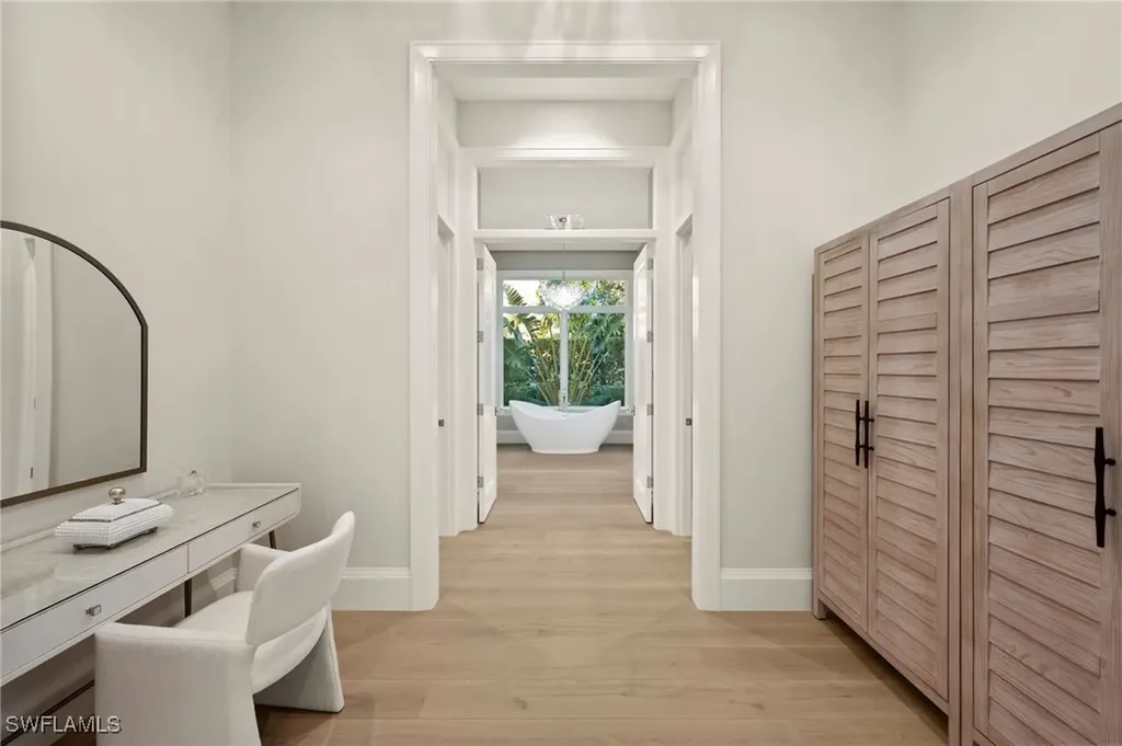 6958 Verde Way Naples FL 34108