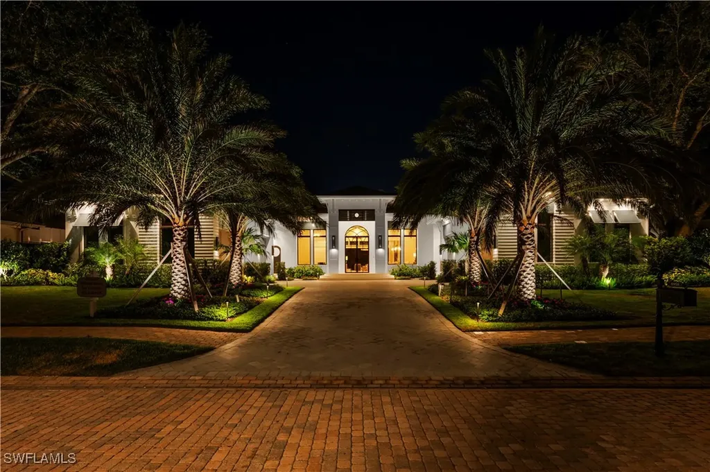 6958 Verde Way Naples FL 34108