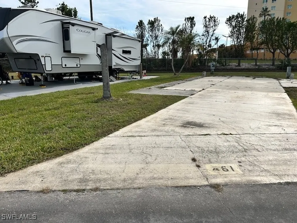 19681 Summerlin Road 0-461 Fort Myers FL 33908