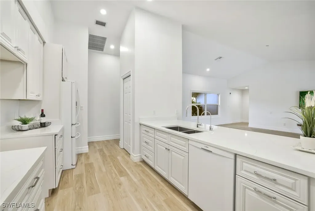 2037 Prince Drive Naples FL 34110