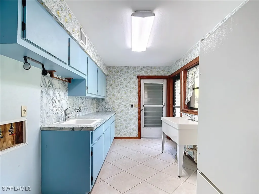 3550 11th Avenue SW Naples FL 34117