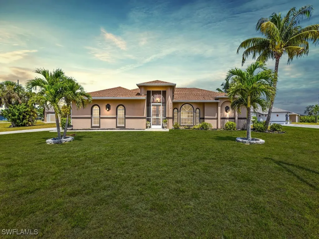 834 Santa Barbara Boulevard Cape Coral FL 33991