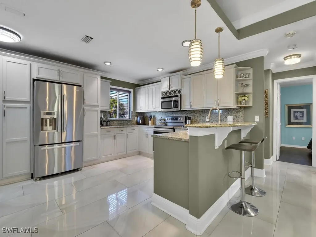 834 Santa Barbara Boulevard Cape Coral FL 33991