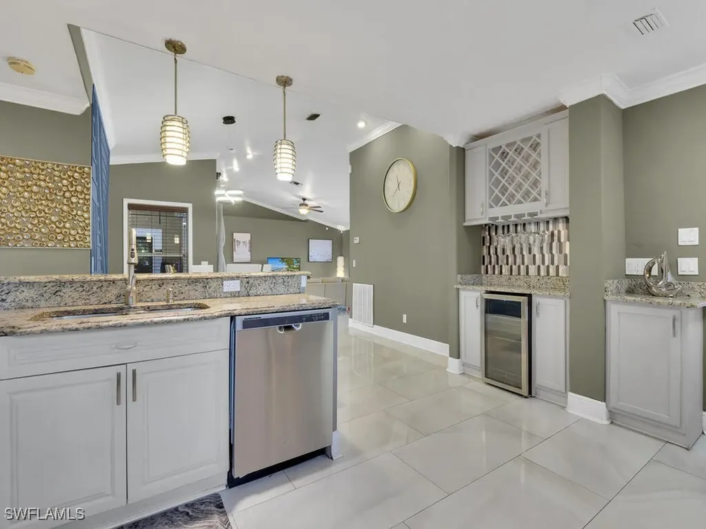 834 Santa Barbara Boulevard Cape Coral FL 33991