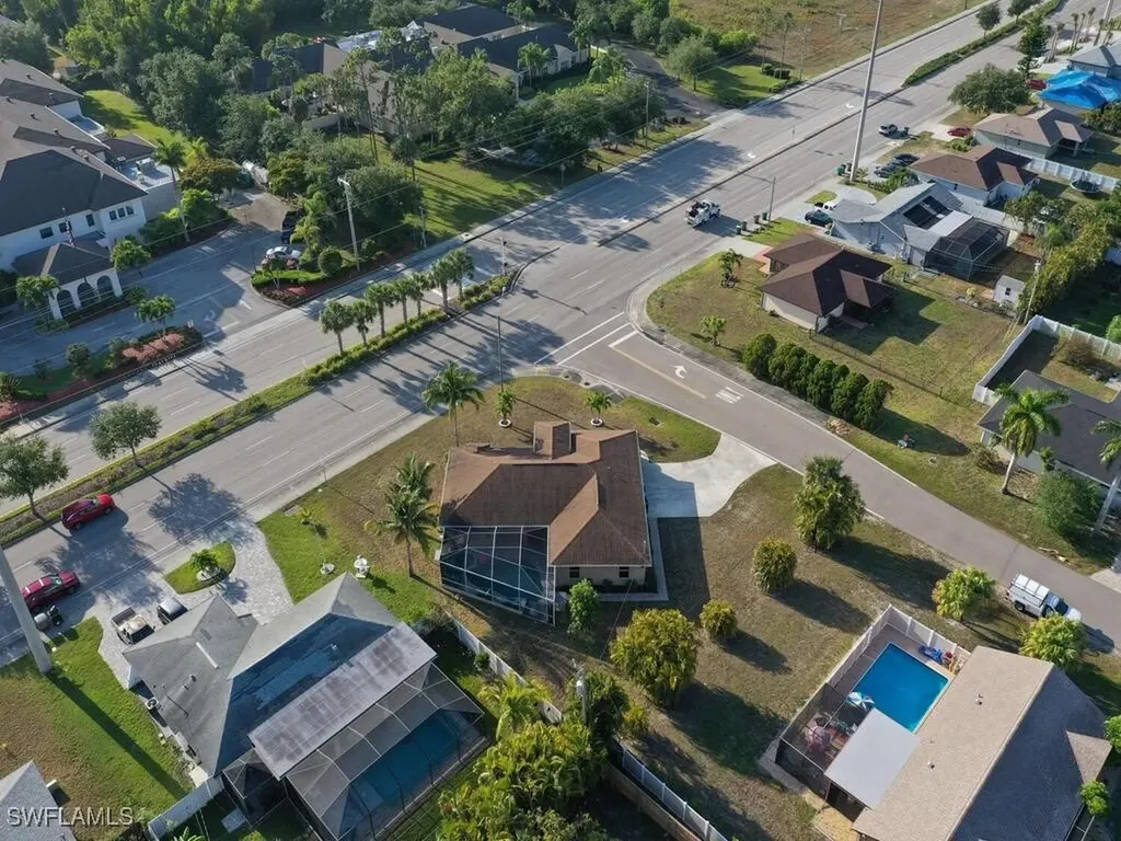 834 Santa Barbara Boulevard Cape Coral FL 33991