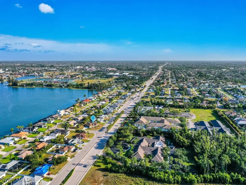 834 Santa Barbara Boulevard Cape Coral FL 33991