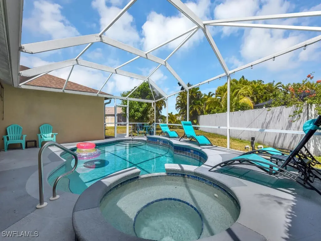 834 Santa Barbara Boulevard Cape Coral FL 33991