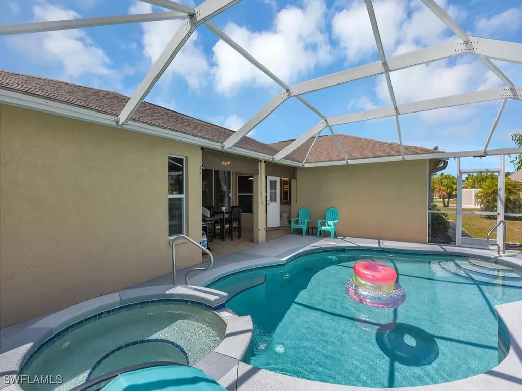 834 Santa Barbara Boulevard Cape Coral FL 33991