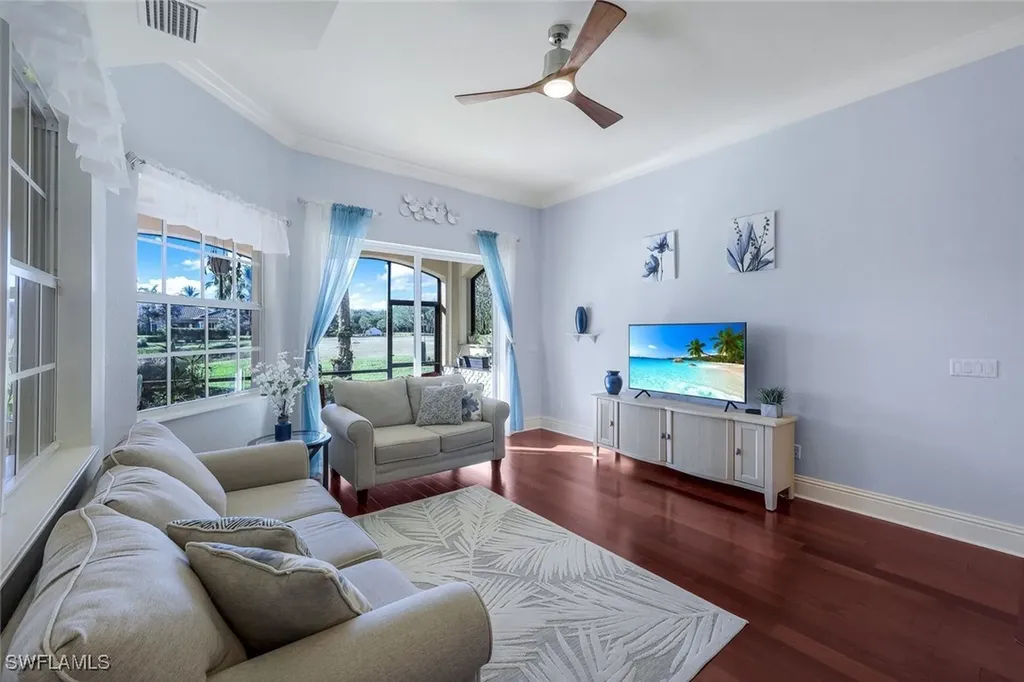 9275 Menaggio Court Naples FL 34114