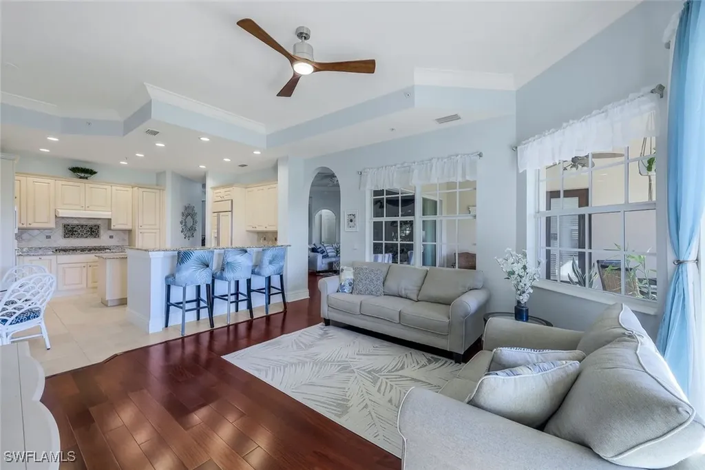 9275 Menaggio Court Naples FL 34114