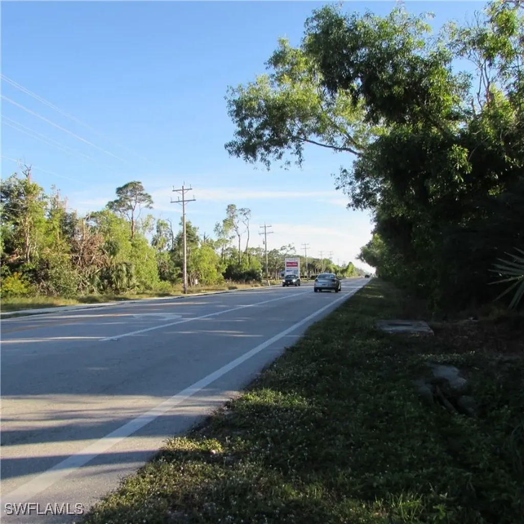 10011 Stringfellow Road St. James City FL 33956