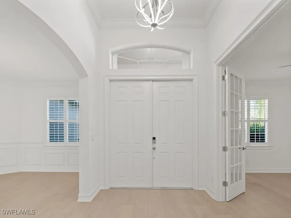 442 Saddlebrook Lane Naples FL 34110