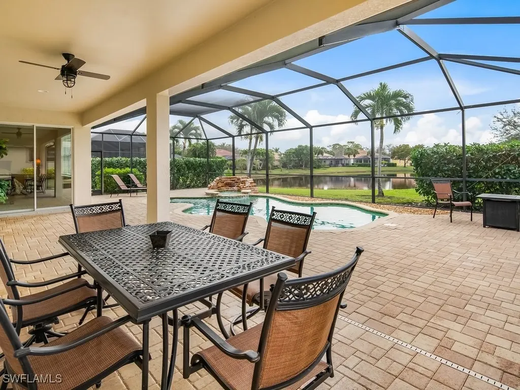 442 Saddlebrook Lane Naples FL 34110