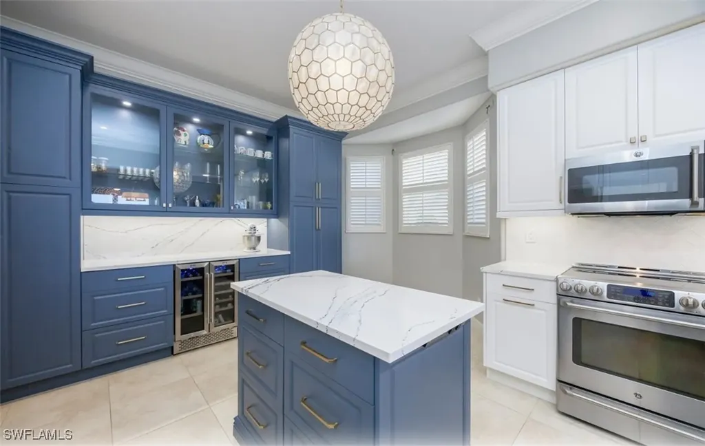 693 Vintage Reserve Circle Naples FL 34119