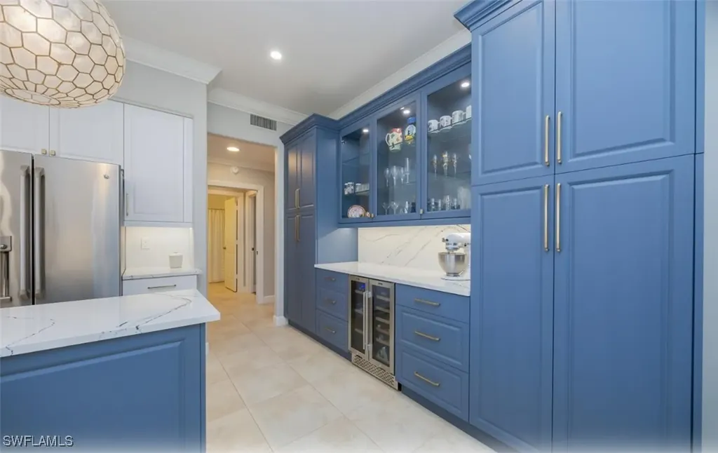 693 Vintage Reserve Circle Naples FL 34119