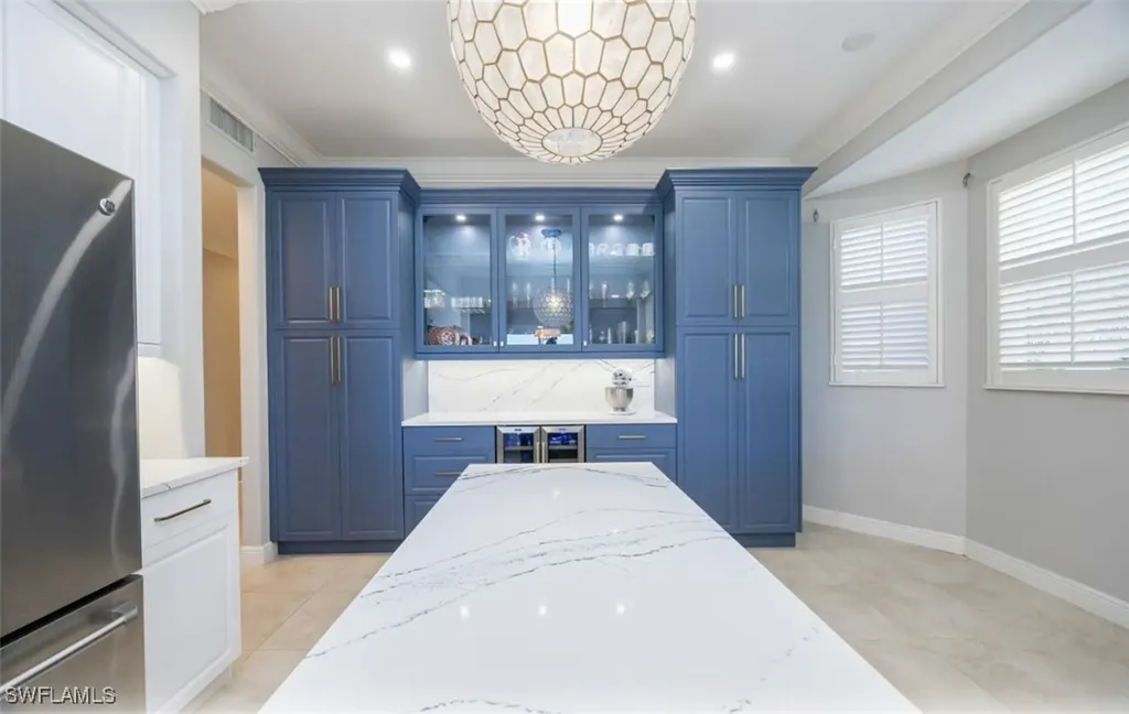 693 Vintage Reserve Circle Naples FL 34119