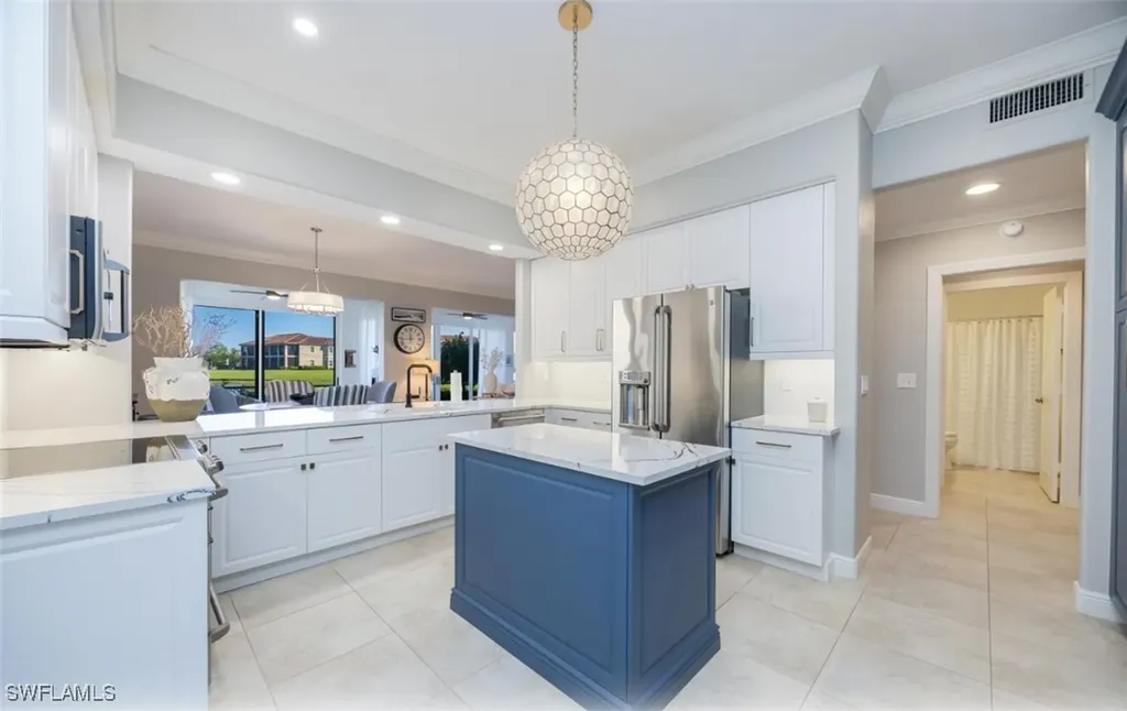 693 Vintage Reserve Circle Naples FL 34119