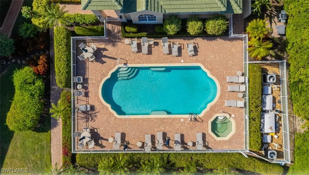 693 Vintage Reserve Circle Naples FL 34119