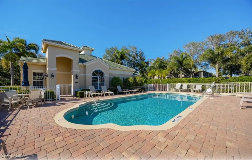 693 Vintage Reserve Circle Naples FL 34119