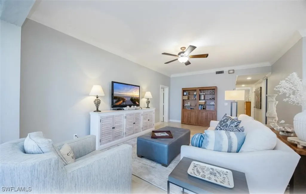 693 Vintage Reserve Circle Naples FL 34119