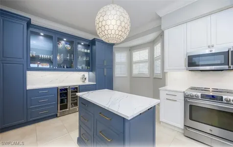 693 Vintage Reserve Circle Naples FL 34119
