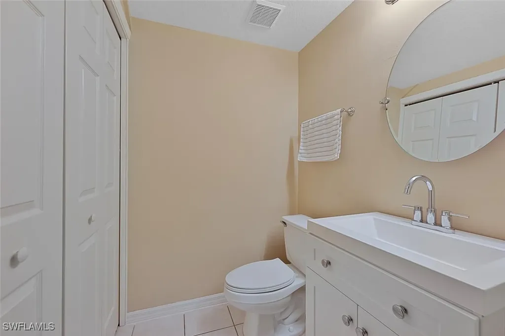 7700 Woodbrook Circle Naples FL 34104