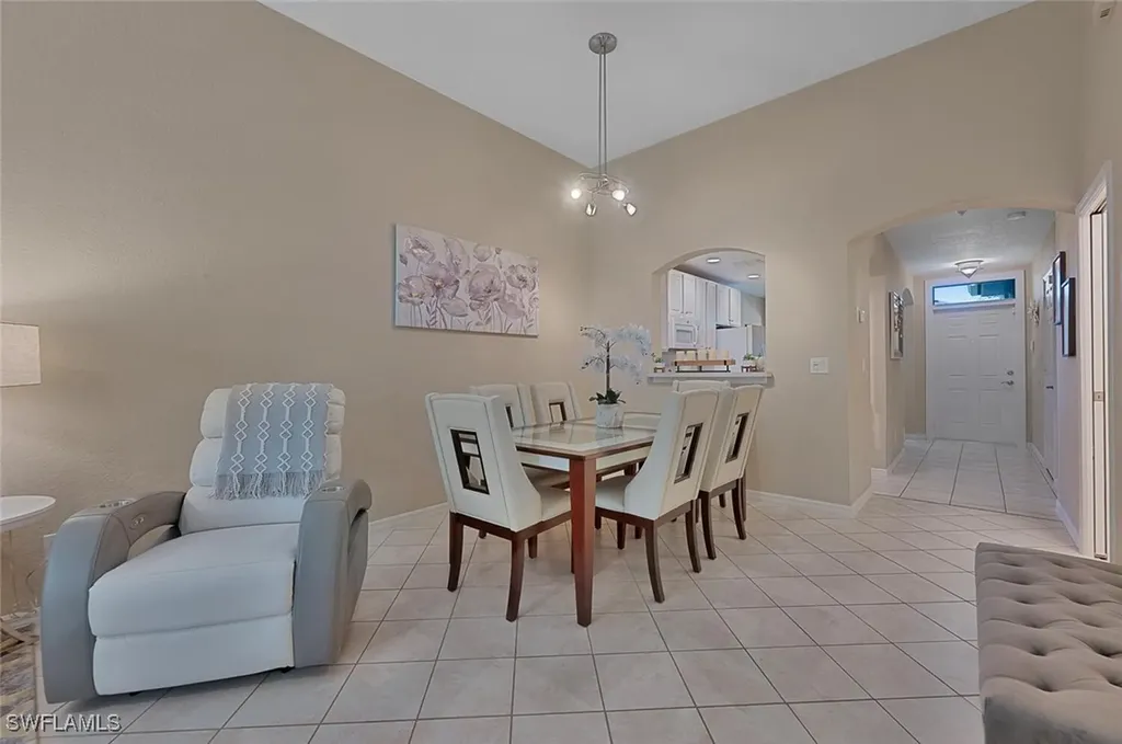 7700 Woodbrook Circle Naples FL 34104
