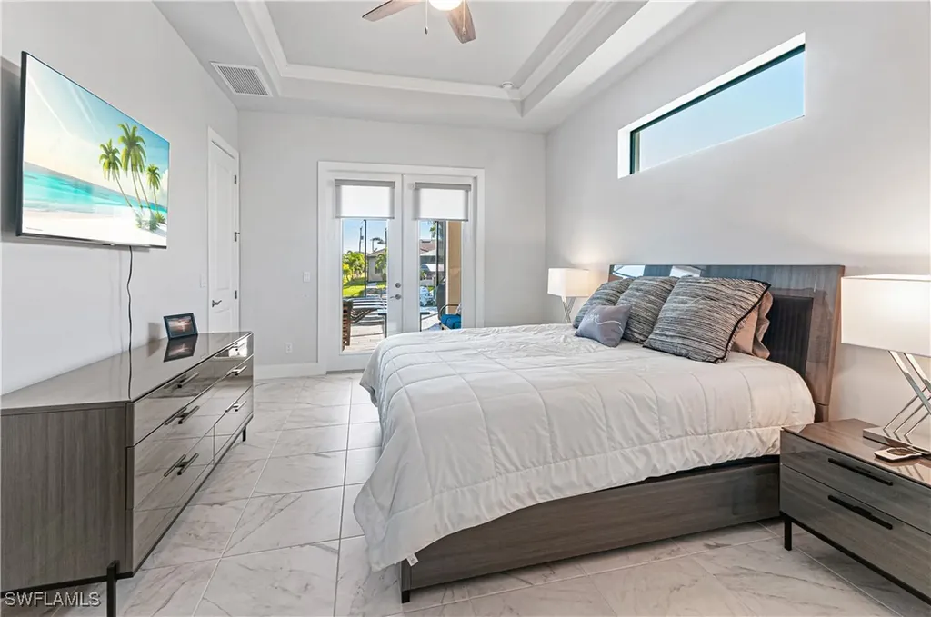 2553 Surfside Boulevard Cape Coral FL 33914